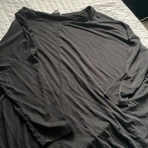 Light weight womens top